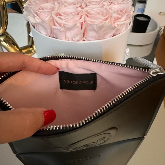 VIKTOR & WOLF Beauty Pouch - Picture 3 of 3